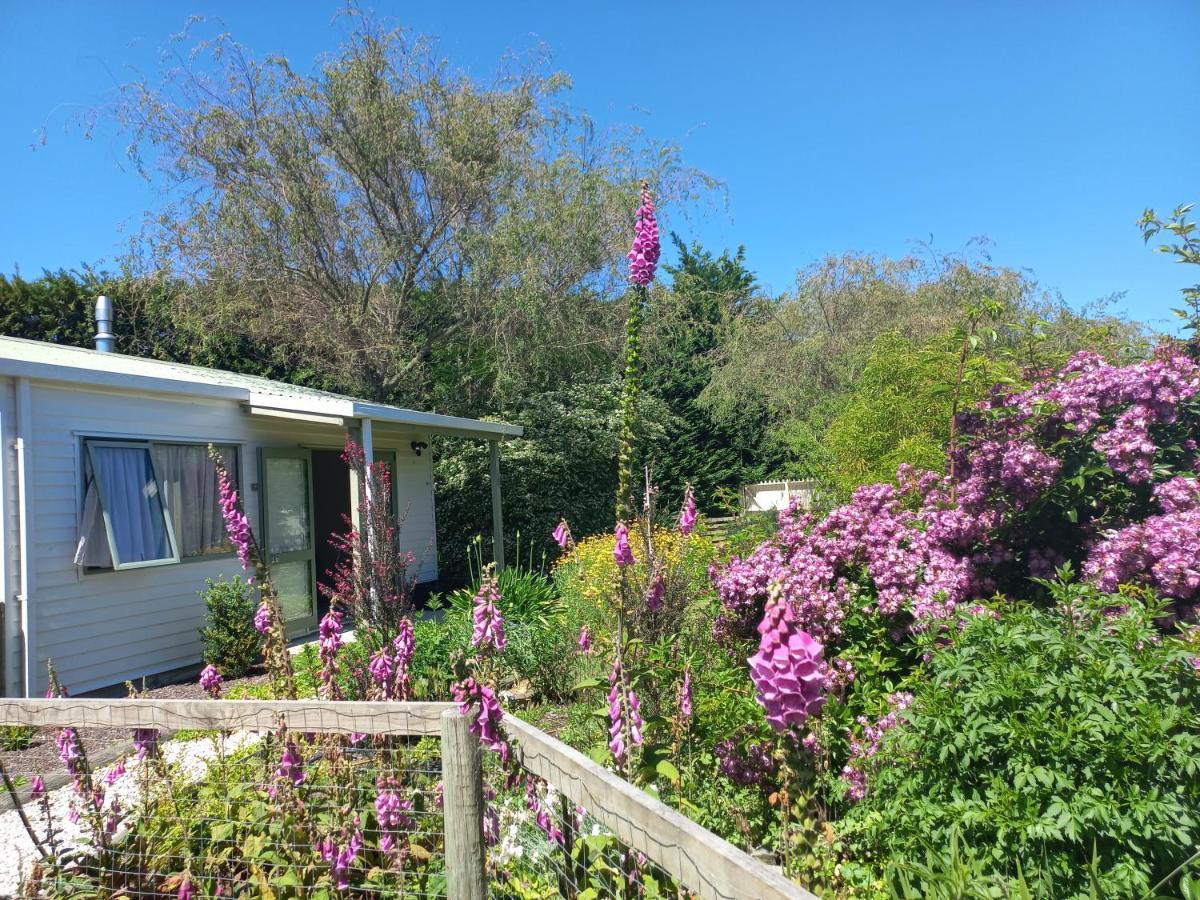 One Bedroom Country Cottage Motueka Exterior foto
